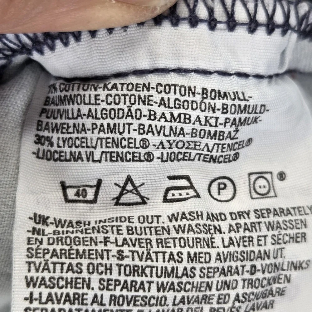 Levis 13142 important